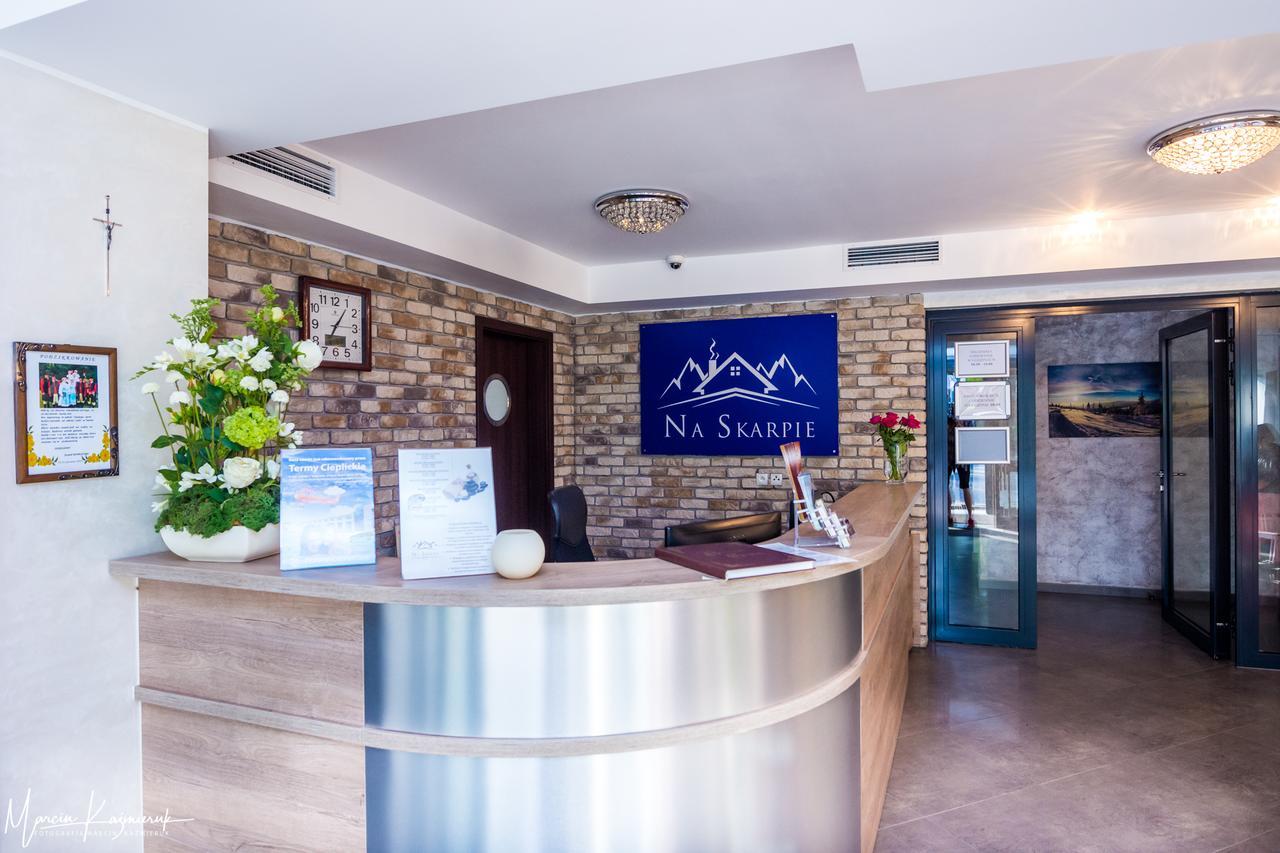 Hotel Na Skarpie ชกลาร์สกา ปอเรมบา ภายนอก รูปภาพ